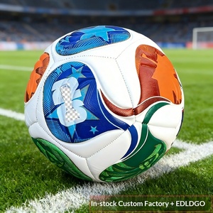 Ballon de football d'entraînement et de compétition transfrontalier Taille 5 (26 USA Canada Mexique) en PVC cousu à la machine Modèle WST-005 Fabriqué en Chine - Product Image 3