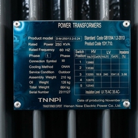 Transformateur de distribution monophasé monté sur poteau 25-200 kVA 11 kV 33 kV 50/60 Hz ANSI IEC pour les réseaux ruraux d'Afrique et d'Asie du Sud-Est OEM