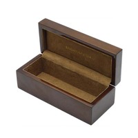 Boîte de bouteilles de parfum en bois brun de luxe personnalisée boîte d'emballage en bois de peinture laquée avec insert en velours