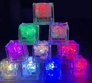 Glaçons lumineux pour boissons Étanche Led Clignotant Lueur dans <span class=keywords><strong>le</strong></span> noir Liquide activé à piles pour Club <span class=keywords><strong>Bar</strong></span> Party - Product Image 5