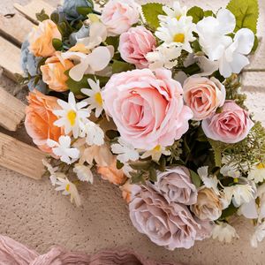 Bouquet de roses artificielles Haiheqiu, orange et bleu, en tissu tissé à la main, décorations de mariage - Product Image 1