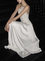 Robe longue d'été élégante haut de gamme à bretelles en dentelle patchwork, cintrée à la taille, dos nu et sans manches