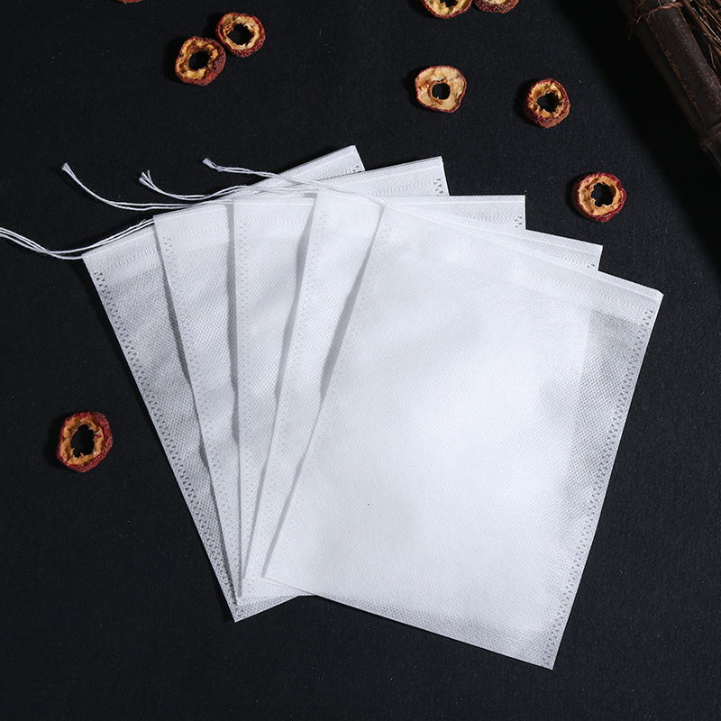 สีขาว