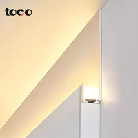 Profilé LED en aluminium en forme de Z pour éclairage indirect encastré dans les plafonds flottants et les murs en plaques de plâtre