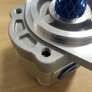 Pompe hydraulique à engrenages haute pression pour mini-excavatrice 1-2 tonnes, pièce de rechange compatible avec Kubota OEM, livraison rapide - Product Image 3