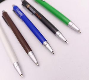 Bolígrafo de Plástico Personalizado con el Logotipo del Hotel Radisson, en Oferta - Product Image 5
