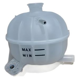 Réservoir d'expansion Kia 25431-D3500 pour Tucson avec marquages Max/Min et bouchon - Product Image 3