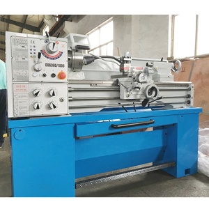 Máquina de torno manual de banco pequeño C0636D fabricada en China para <span class=keywords><strong>herramientas</strong></span> de trabajo de torneado de metal - Product Image 5