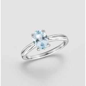 Anillo de Plata de Ley 925 con Topacio Azul Cielo - Clásico Solitario Ovalado de Cuatro Puntas - Product Image 1