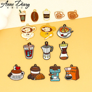 Breloques Métalliques DIY Kawaii Dessin Animé Style Occidental, Motifs Alimentaires Simulés (Bière Gourmande, Vin Rouge, Verres à Café), pour Décoration de Coques de Téléphone et Projets Créatifs - Product Image 2