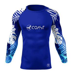 Encuentra tu Rash Guard Tropical con Protección UPF 50 - Product Image 2