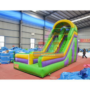 Château gonflable extérieur robuste sur mesure avec toboggan aquatique gonflable vert de 23 pieds à vendre - Product Image 4