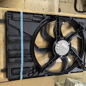 พัดลมหม้อน้ำรถยนต์สำหรับฟอร์ดโฟกัส 2021 LX6Z8C607D อะไหล่ทดแทน - Product Image 4