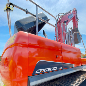 Excavatrice d'occasion Doosan DX300 en excellent état, forte capacité de levage, godet de 1,60 m, puissance de 173 kW, 1000-3000 heures de travail - Product Image 4