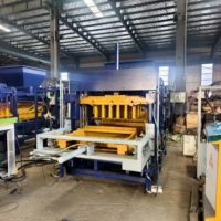 Machine de production de blocs automatique compacte QT4-15 avec une utilisation et un entretien faciles