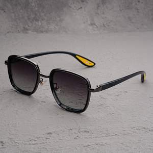 Lunettes de soleil sport tendance pour hommes, monture carrée, protection UV400, verres PC, monture intégrale, sans correction, haute qualité, couleur verte - Product Image 1