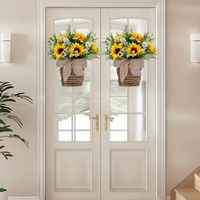 Panier de fleurs artificielles en plastique fait main, style pastoral frais transfrontalier, avec marguerites et tournesols, pour suspension sur porte ou arbre, et plante verte