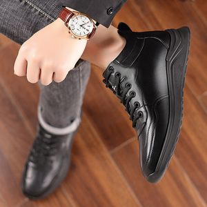 Bottes à cheville en cuir véritable pour hommes, bout rond, doublure en peluche chaude pour l'hiver, semelle extérieure en caoutchouc antidérapante, semelle souple - Product Image 3