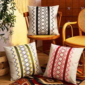 Funda de Cojín Decorativa para Sofá con Cremallera, Estilo Nórdico a Rayas, Etiqueta Personalizada al por Mayor, MOQ Bajo, Lavable - Product Image 2