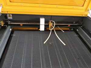 Machine à tampon en caoutchouc miniature directe d'usine 3020/4040/4060 40w 50w Machine numérique de bureau pour faire des tampons en caoutchouc - Product Image 6