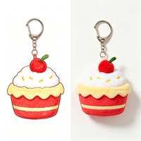 Porte-clés en peluche personnalisé avec logo, motif cupcake fruit mignon, jouet en peluche doux, breloque de sac, mini porte-clés en peluche personnalisé, cadeaux