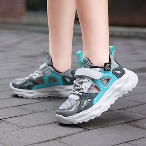 2025 zapatos deportivos de verano para niños, sandalias informales con puntera en mediano grande, nuevo estilo de moda para niños, venta al por mayor - Product Image 4