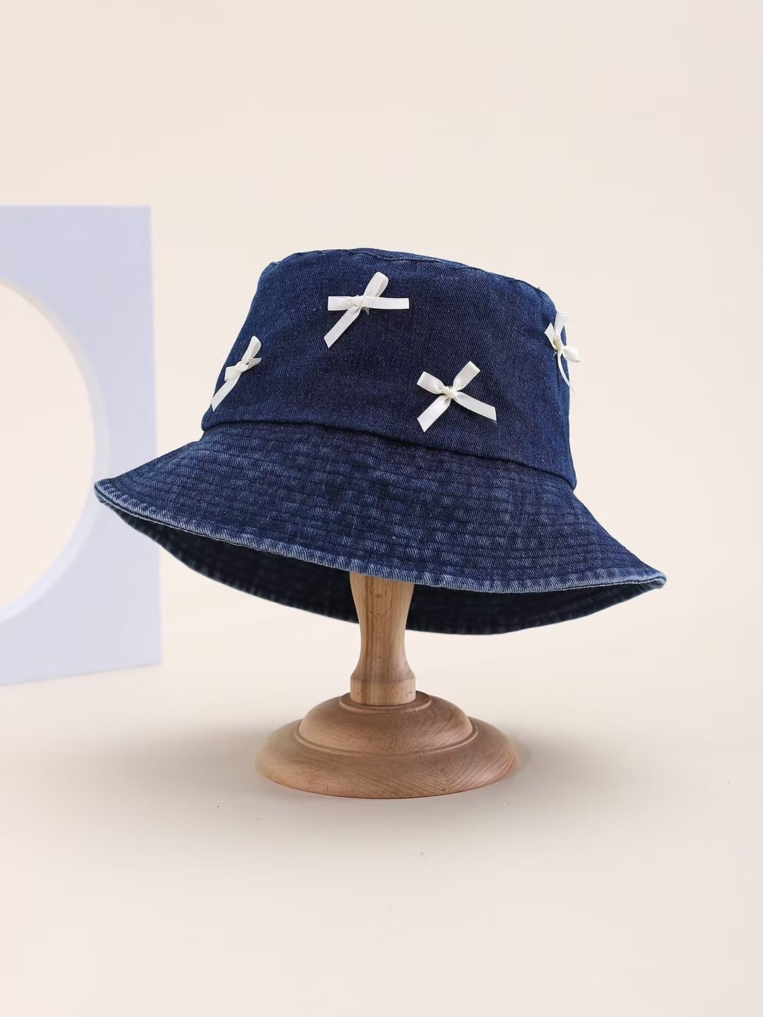 Bleu foncé