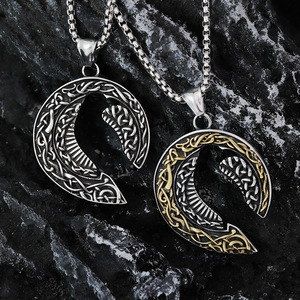 Yunnique – collier avec pendentif lune nordique en acier inoxydable pour hommes, style viking, design géométrique asymétrique, bijoux cadeau - Product Image 1
