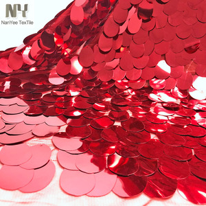 Nanyee Dệt Tear Drop Lớn Màu Đỏ Sequin Vải Bán Bởi Sân - Product Image 5