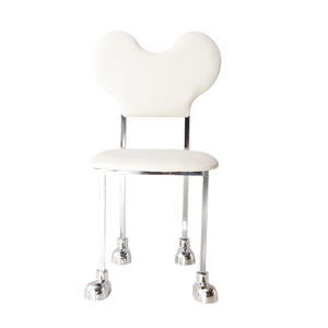 Silla de <span class=keywords><strong>Mickey</strong></span> moderna para el hogar, sala de estar, silla de comedor de ocio de Metal, silla de maquillaje con respaldo de dormitorio de lujo ligera personalizada - Product Image 1