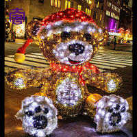 Installation lumineuse sur le thème des ours mignons pour le marché de Noël, les parcs, les allées et les décorations de célébrations festives