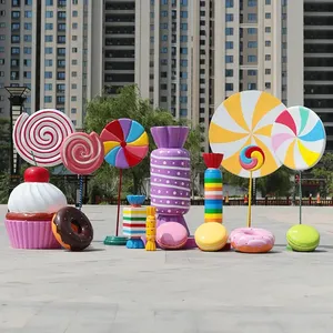 Ornements et sculptures en fibre de verre pour extérieur, en forme de bonbons, glaces, beignets, macarons de dessin animé, pour la simulation d'usine et la décoration de centres commerciaux - Product Image 1