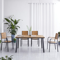 Ensemble de mobilier de jardin en fer forgé de style européen pour cour, extérieur, jardin, aire ouverte, balcon, table et chaises combinées CNLF
