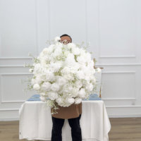 Boule de fleurs blanche DKB Baby's Wedding Breath de 80 cm pour les idées de thèmes de fête florale et les événements