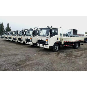 Camion de fret à plateau basculant Sinotruck Howo à transmission manuelle, entretien facile, pour un transport efficace de marchandises et de logistique - Product Image 1