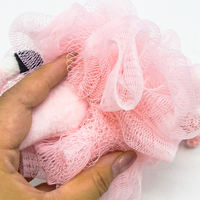 Assortiment de matériaux de collection sur le thème des flamants roses Éponge de bain en maille sûre Loofah Boule de bain rose Pouf de bain pour enfants Éponge avec dessin animé