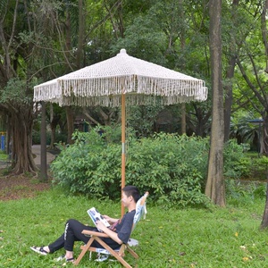 Vente en gros Parapluie de plage en macramé Poteau en bois portable personnalisé de haute qualité avec glands - Product Image 3