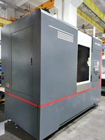Machine à tailler les engrenages CNC Mlt-YK3132 avec entraînement à vis sans fin à double pas, une machine pour le taillage brut de grands anneaux d'engrenages minières