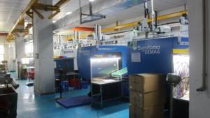 Fabricant de moules d'injection plastique <span class=keywords><strong>ABS</strong></span> de précision personnalisé P20 Matériau coureur froid pour usage domestique avec talkie-walkie PP <span class=keywords><strong>PVC</strong></span> PC - Product Image 3