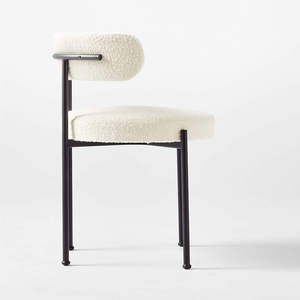 Chaises de salle à manger de style moderne, luxe, blanches, nordiques, en bouclette, avec pieds en métal. - Product Image 2