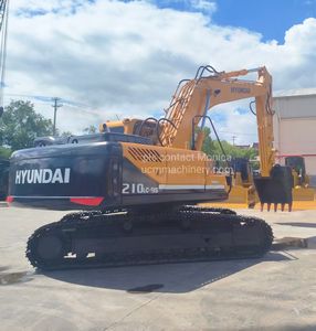 Excavadora de ruedas Hyundai 210 original usada de Corea, excavadora usada Hyundai 210-7S/220-9s/210-9s/r210/210 Lc -7/220-9 a la venta - Product Image 4