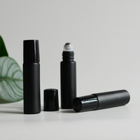 Flacon en verre à roulettes personnalisé 10ml, flacons à roulettes noirs givrés avec bouchon noir pour parfum d'huile essentielle