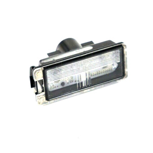 ไฟส่องป้ายทะเบียน 68360246AA สำหรับรถจี๊ปแกรนด์เชโรกี ปี 2014-2016 แบบฝัง วัสดุพลาสติก - Product Image 1