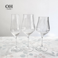 Nouvel Arrivage – Ensemble de Verres à Vin en Cristal Transparent avec Bord Doré et Motif Gravé, Capacité 301-400ml, Style Classique de Luxe pour Mariages et Fêtes