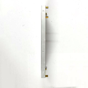 Dissipateur thermique en aluminium Melt Eruption, fabriqué sur mesure pour les cartes de protection de batteries de véhicules électriques - Product Image 3