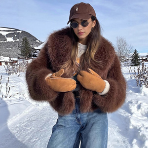 Nuovo <span class=keywords><strong>Cappotto</strong></span> Invernale da <span class=keywords><strong>Donna</strong></span> Corto <span class=keywords><strong>in</strong></span> Finta <span class=keywords><strong>Pelliccia</strong></span> Spessa, Ecologico, <span class=keywords><strong>con</strong></span> Grande Colletto, Imbottitura <span class=keywords><strong>in</strong></span> Cotone, Lussuoso, a Quadri <span class=keywords><strong>con</strong></span> <span class=keywords><strong>Tasche</strong></span> Goffrate - Product Image 1