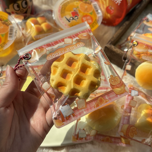 Hyper-réaliste Mini pain pâtisserie charme série PU jouets spongieux à montée lente pour enfants adultes soulagement du Stress en gros marque QF - Product Image 2