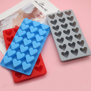 Molde de silicona en forma de corazón Flexible, respetuoso con el medio ambiente, para galletas de Chocolate, dulces, decoraciones para hornear, herramientas personalizadas para helados de comida DIY - Product Image 4