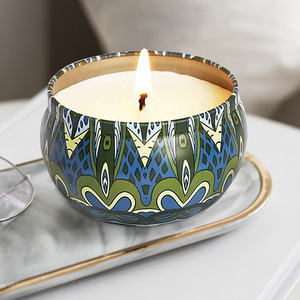 Bougies parfumées de luxe rétro faites à la main en cire de soja, dans de petites boîtes en fer colorées, parfum longue durée, bougies parfumées personnalisables - Product Image 2