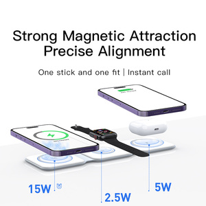Recci <span class=keywords><strong>Chargeur</strong></span> sans fil pliable 3-en-1 15W pour téléphone, montre et écouteurs, <span class=keywords><strong>chargeur</strong></span> portable multi-appareils à charge rapide - Product Image 4
